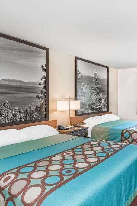 Hotel Super 8 by Wyndham Redding photo 4