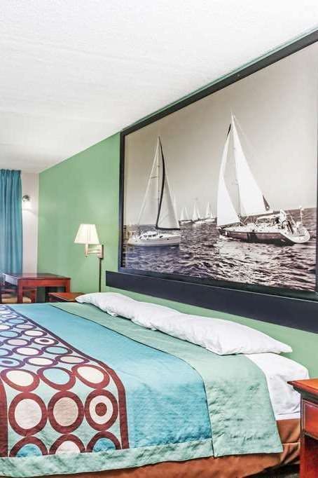 Hotel Super 8 by Wyndham Marianna photo 1