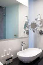 Hotel Dolce by Wyndham Athens Attica Riviera photo 5