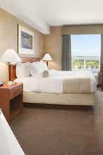 Hotel Days Inn and Suites Cochrane photo 4