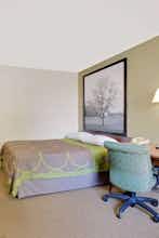 Hotel Super 8 Johnson City TN photo 2