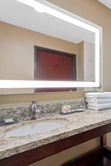 Hotel La Quinta Houston Willowbrook photo 5