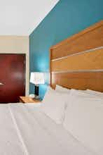 Hotel La Quinta Houston Willowbrook photo 2