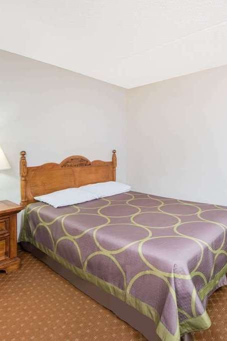Hotel Super 8 by Wyndham Branson/Andy Williams Theatre photo 2