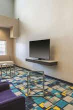 Hotel La Quinta Inn by Wyndham Richmond South photo 4