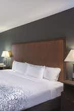 Hotel La Quinta Inn by Wyndham Richmond South photo 1