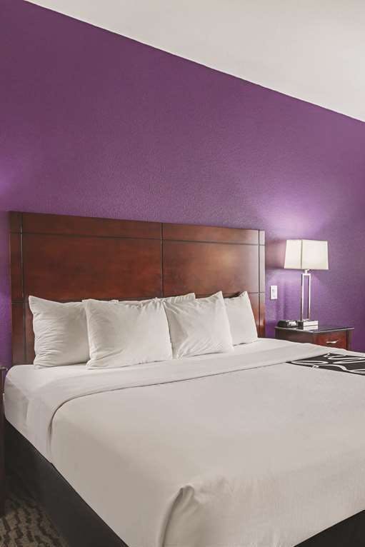 Hotel La Quinta Inn Ste Fresno NW photo 1