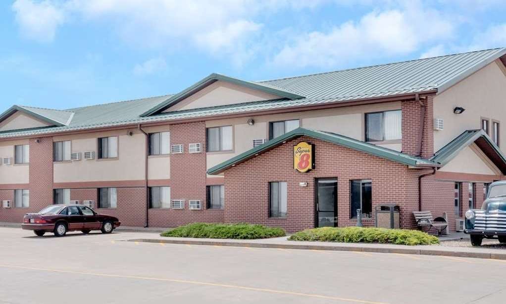 Super 8 by Wyndham Murdo