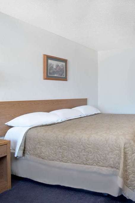 Hotel Super 8 by Wyndham Murdo photo 2