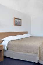Hotel Super 8 by Wyndham Murdo photo 2