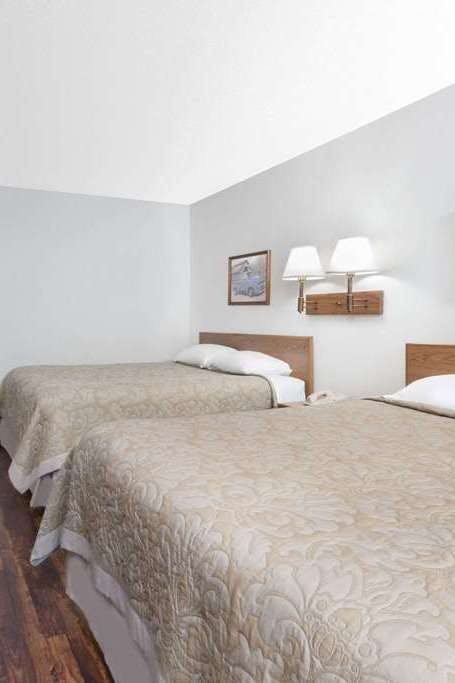 Hotel Super 8 by Wyndham Murdo photo 1