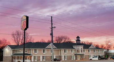 Super 8 Arkansas City KS