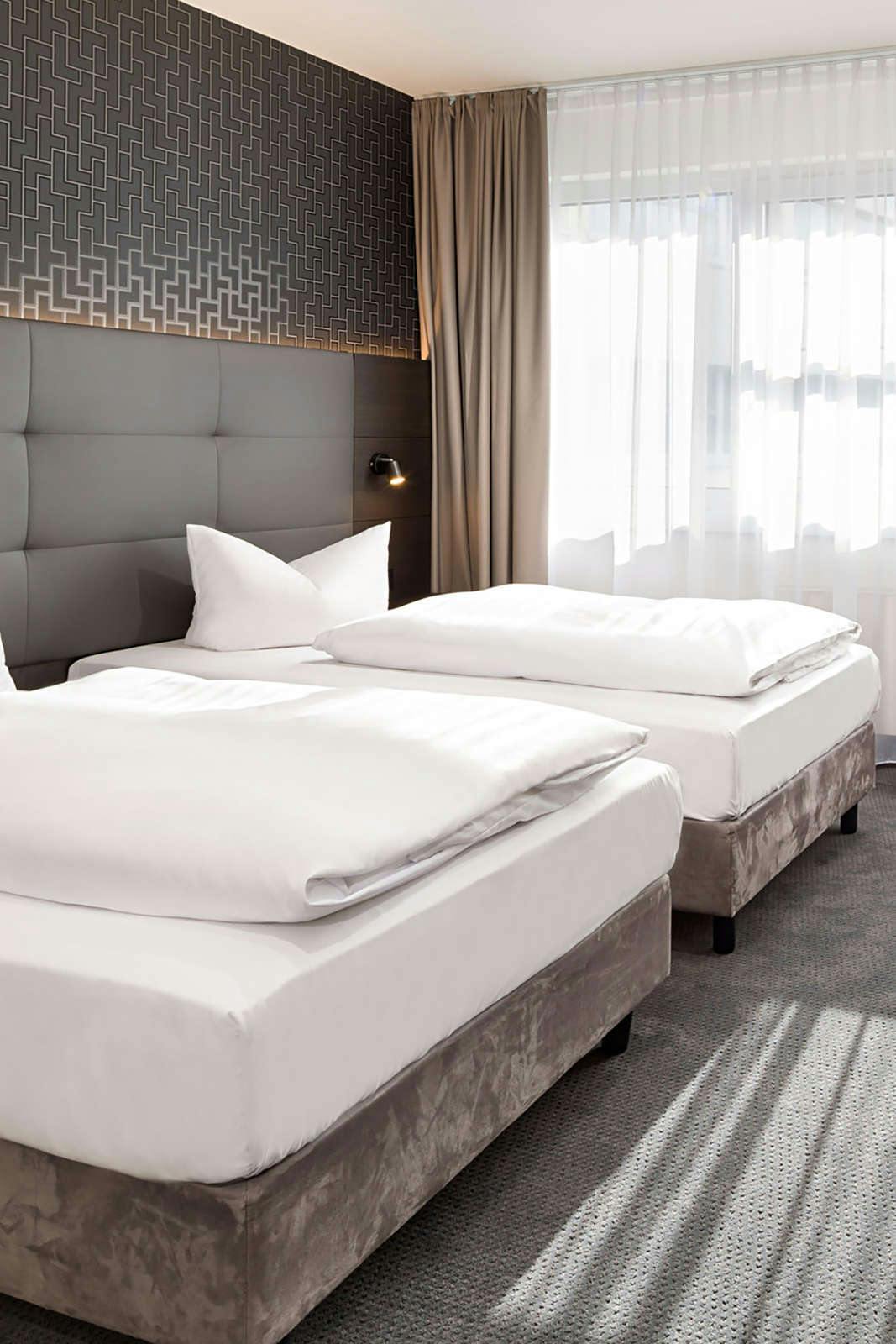 Hotel Victor's Residenz-Hotel Berlin Tegel photo 4