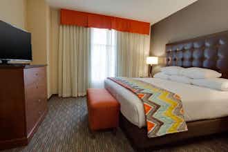 Hotel Drury Inn and Suites Charlotte Arrowood photo 3