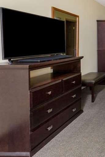 Hotel Super 8 by Wyndham Niagara Falls by the Falls photo 3