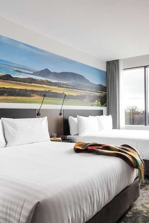 Hotel Novotel Devonport photo 2