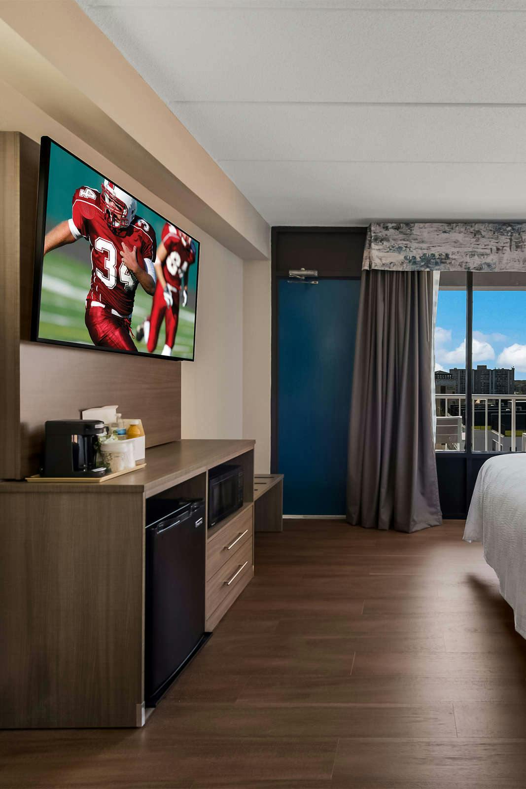 Hotel Red Roof PLUS+ & Suites Virginia Beach – Seaside photo 5