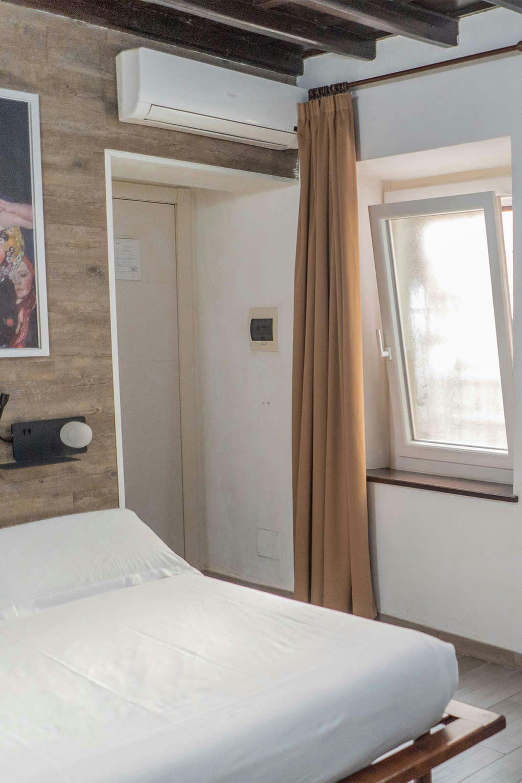 Hotel iRooms Spanish Steps photo 2