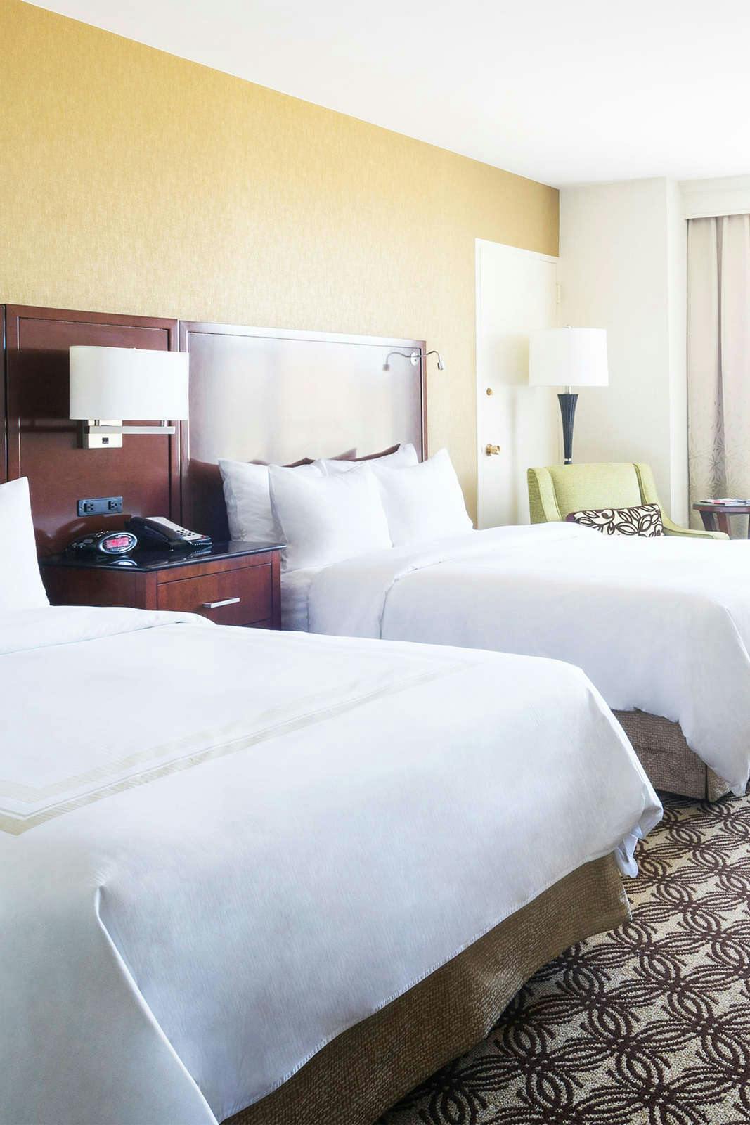 Hotel Pittsburgh Marriott City Center photo 2