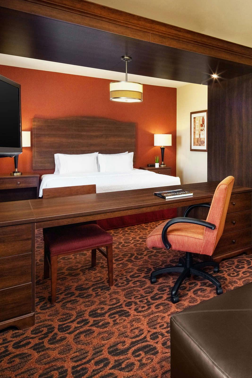 Hotel Hampton Inn & Suites Scottsdale at Talking Stick photo 4