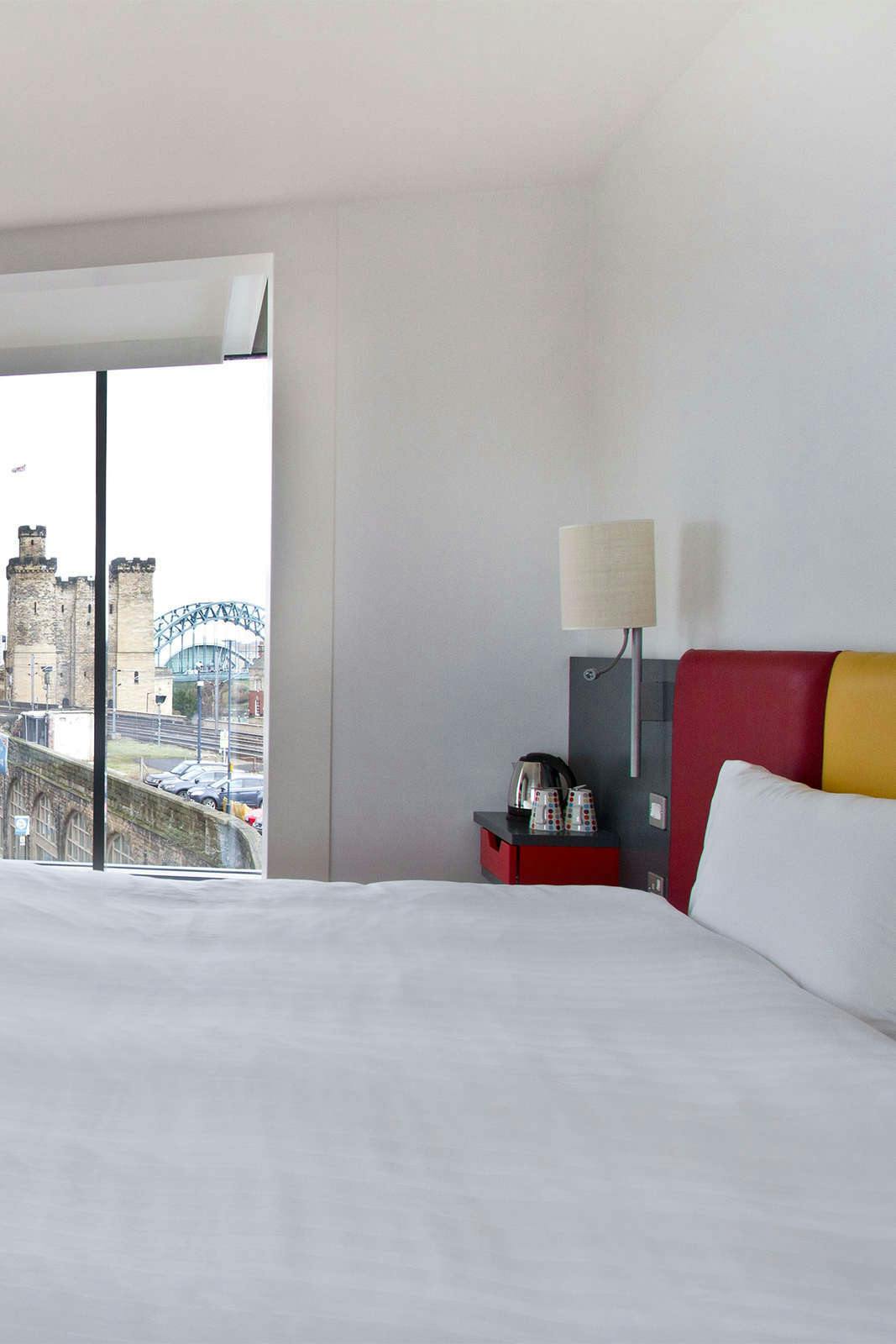 Hotel Sleeperz Hotel Newcastle photo 2