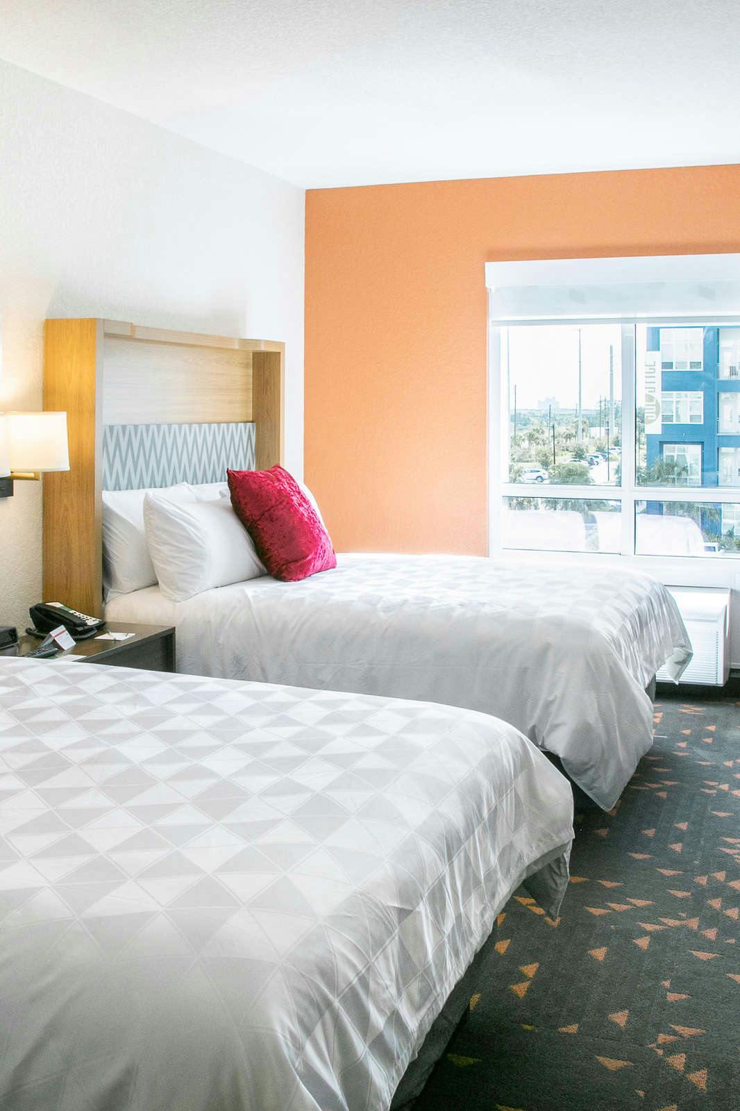 Hotel Holiday Inn & Suites Orlando I-Drive Theme Parks photo 4