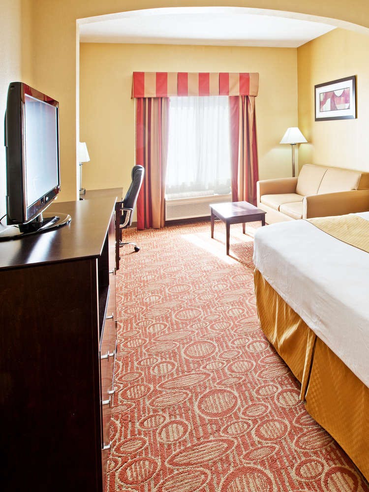 Hotel La Quinta Inn & Suites by Wyndham Columbus West - Hilliard photo 3