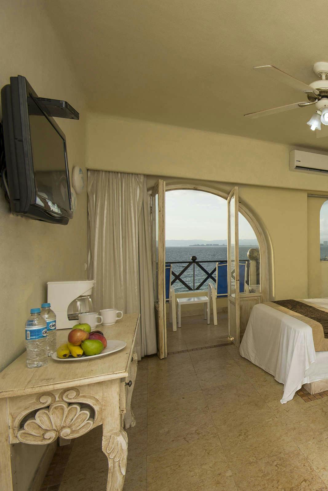 Hotel Blue Chairs Resort By the Sea LGBT photo 2