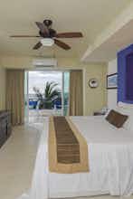 Hotel Blue Chairs Resort By the Sea LGBT photo 1