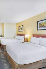 Hotel Wyndham Garden York photo 3