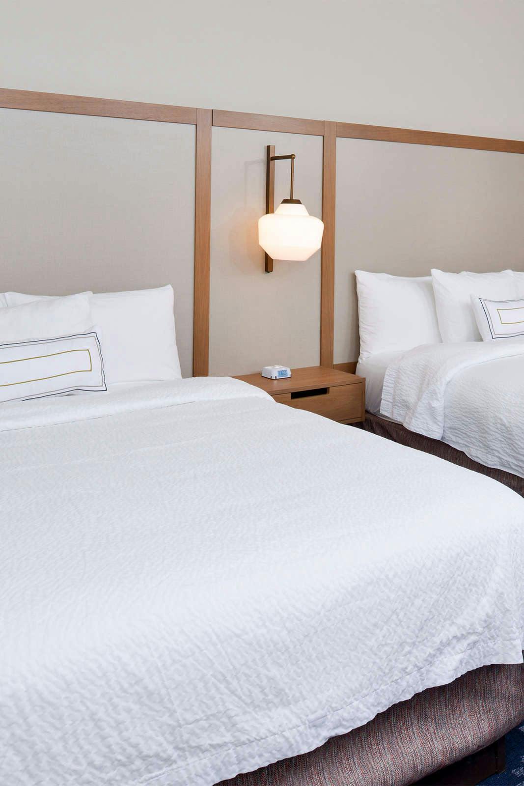 Hotel Fairfield Inn & Suites by Marriott Arlington Six Flags photo 3