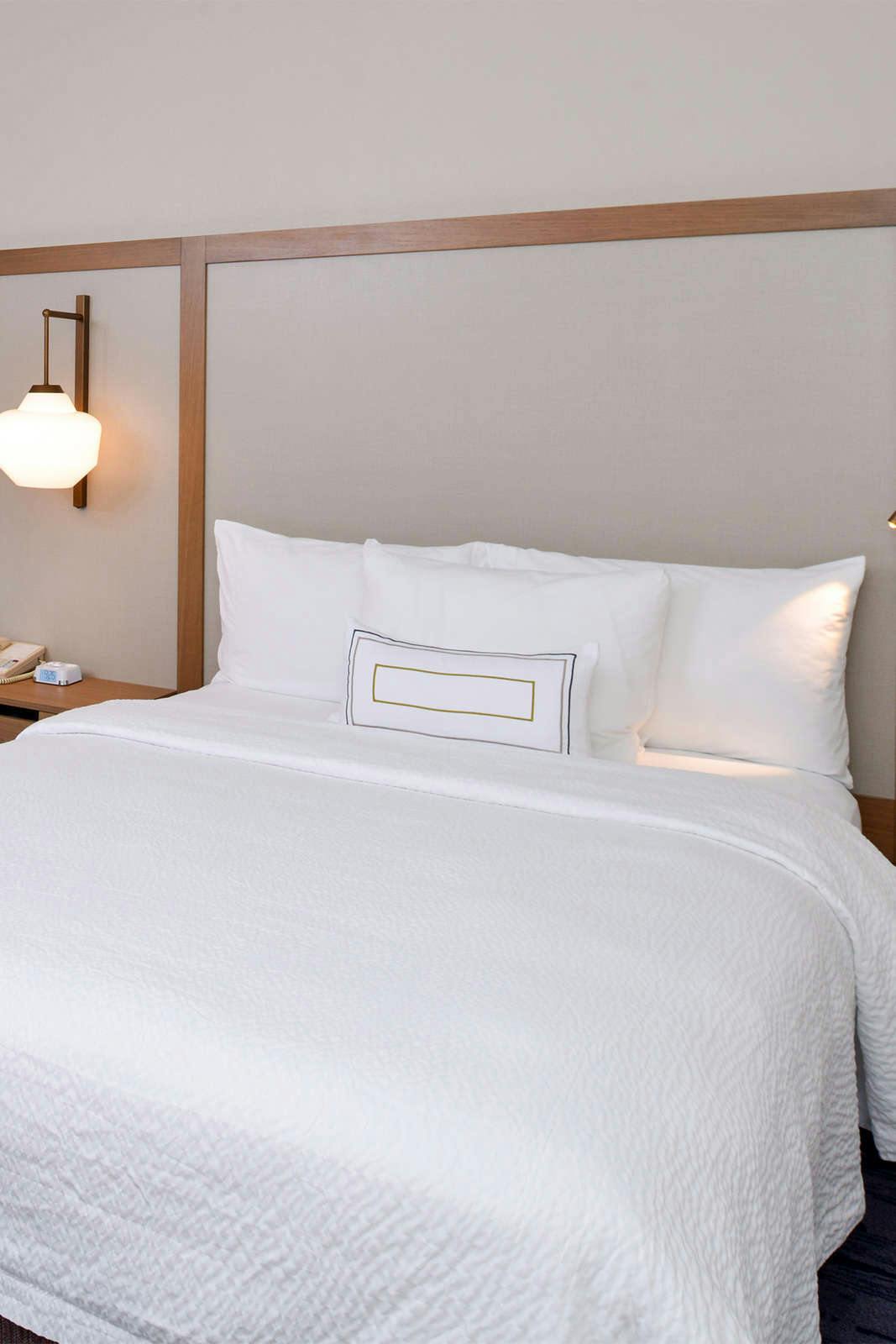 Hotel Fairfield Inn & Suites by Marriott Arlington Six Flags photo 2