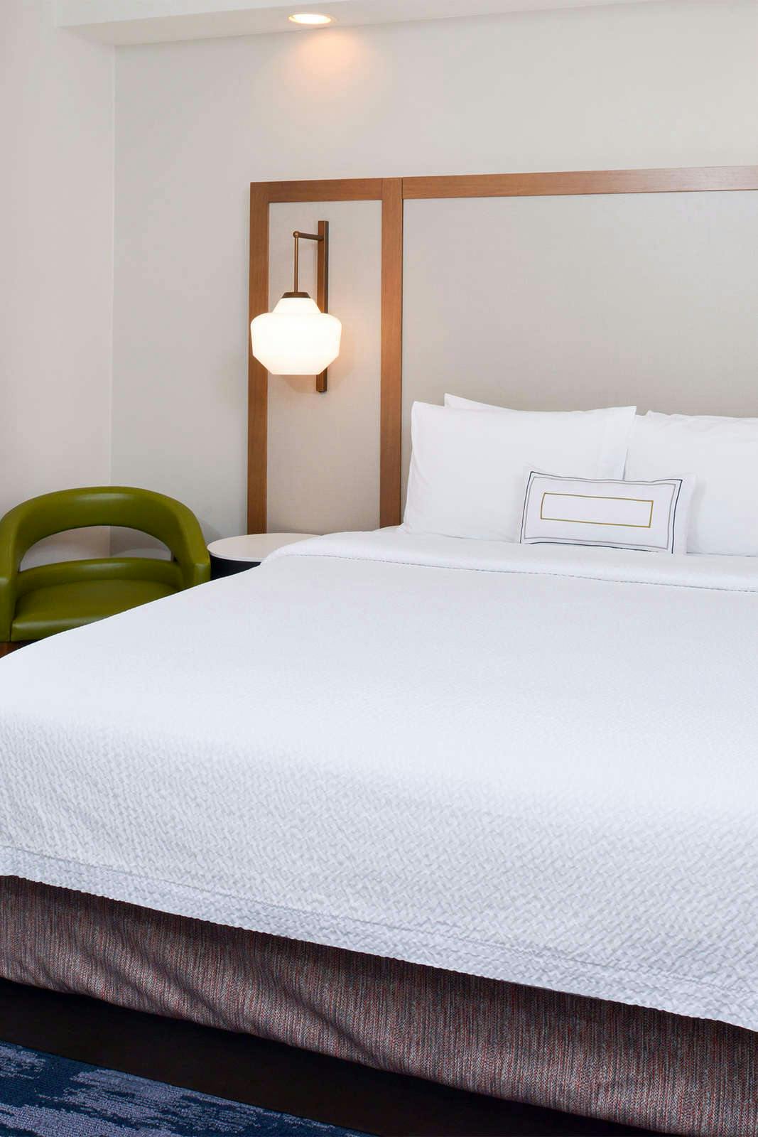 Hotel Fairfield Inn & Suites by Marriott Arlington Six Flags photo 1