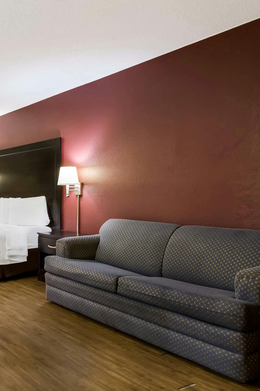 Hotel Red Roof Inn South Bend - Mishawaka photo 3
