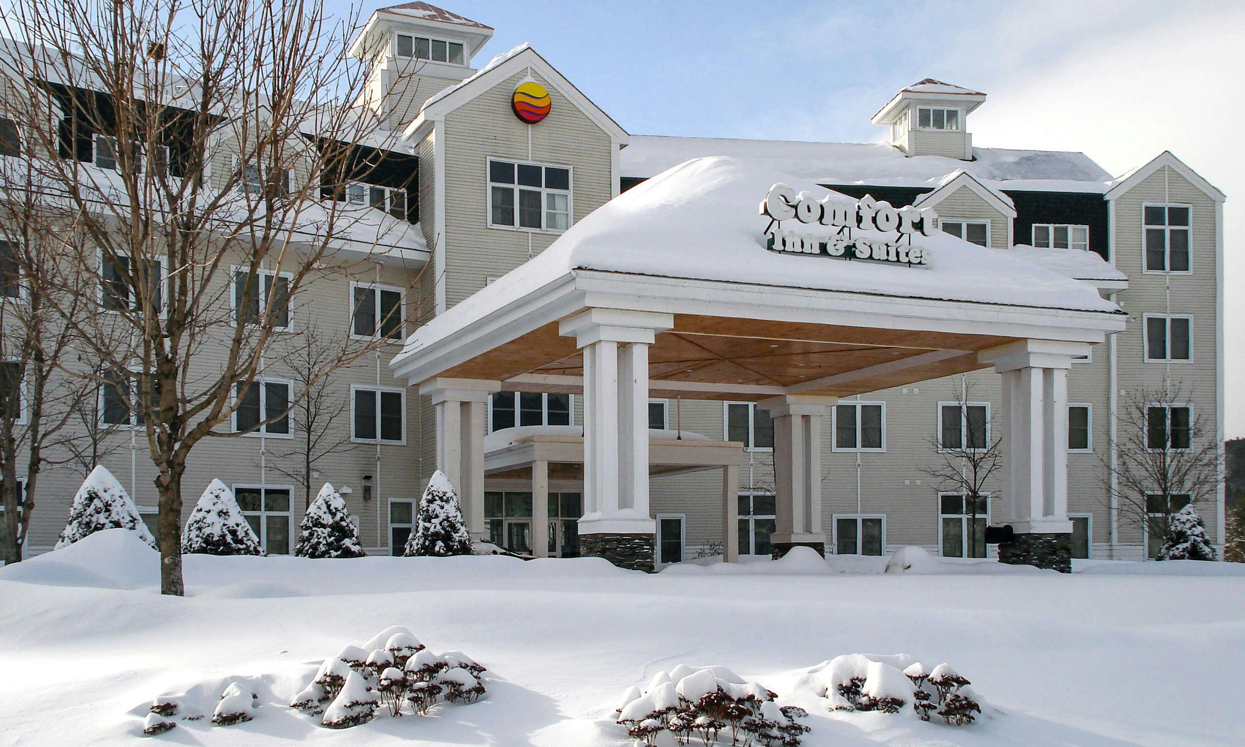 Comfort Inn & Suites Near Burke Mountain