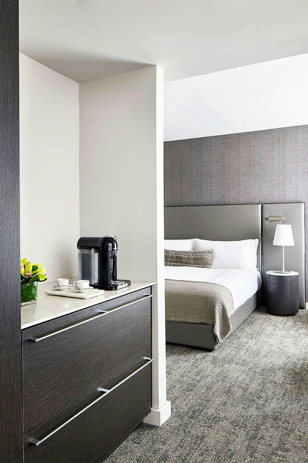 Hotel Smyth Tribeca - Suite photo 2