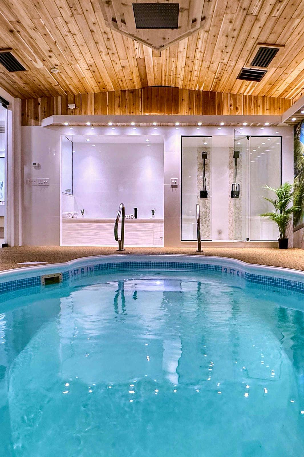 Hotel Sybaris Suites Indianapolis photo 4