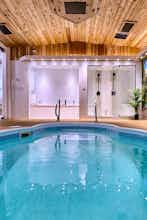 Hotel Sybaris Suites Indianapolis photo 4