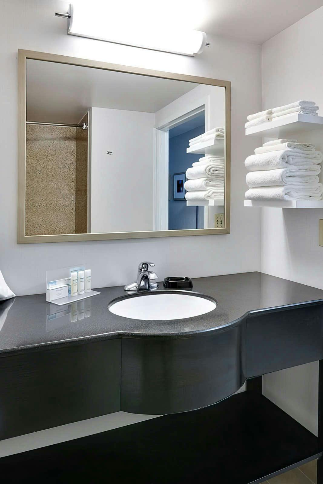 Hotel Comfort Inn Plano-Dallas photo 5