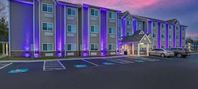 Microtel Manchester