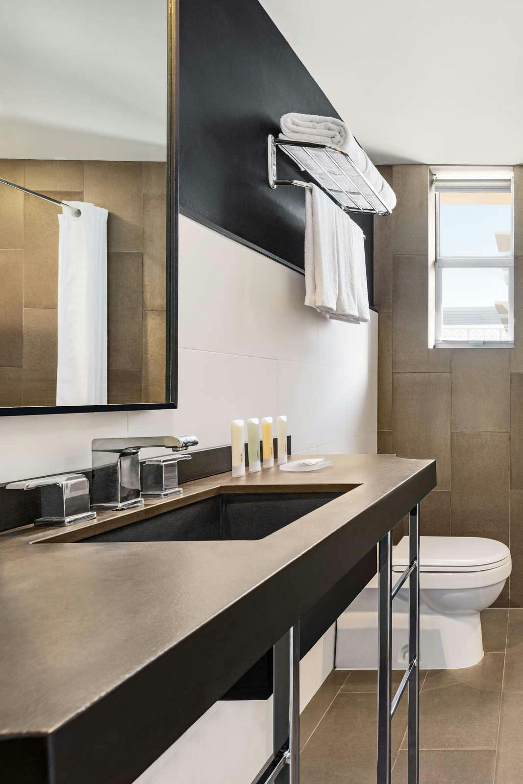 Hotel Waldorf Towers photo 5