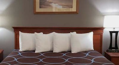 Sure Stay Plus Hotel By Best Western Grand Island