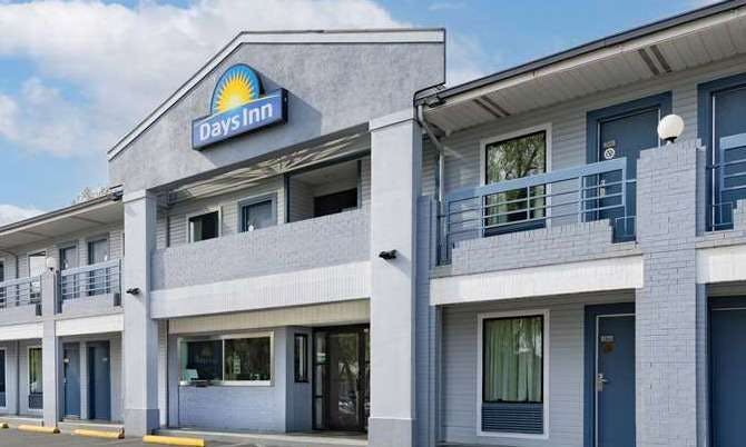 Days Inn by Wyndham Raleigh Glenwood-Crabtree