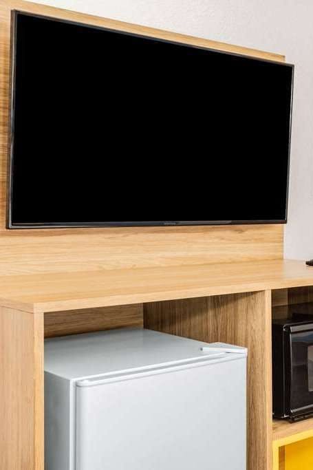 Hotel Days Inn by Wyndham Raleigh Glenwood-Crabtree photo 3