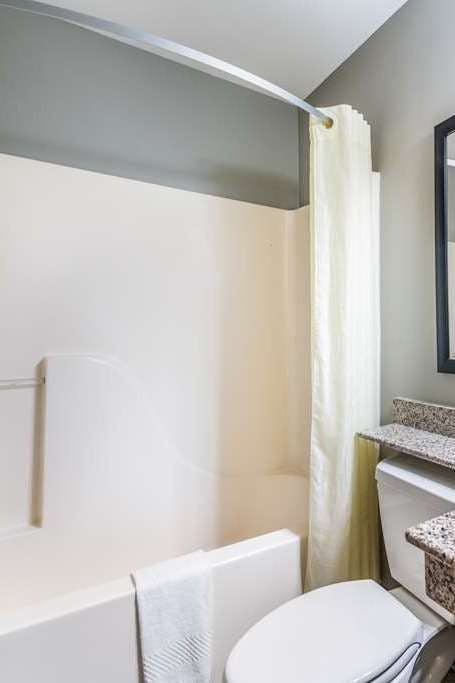 Hotel Sure Stay Plus Hotel By Best Western Sevierville photo 4