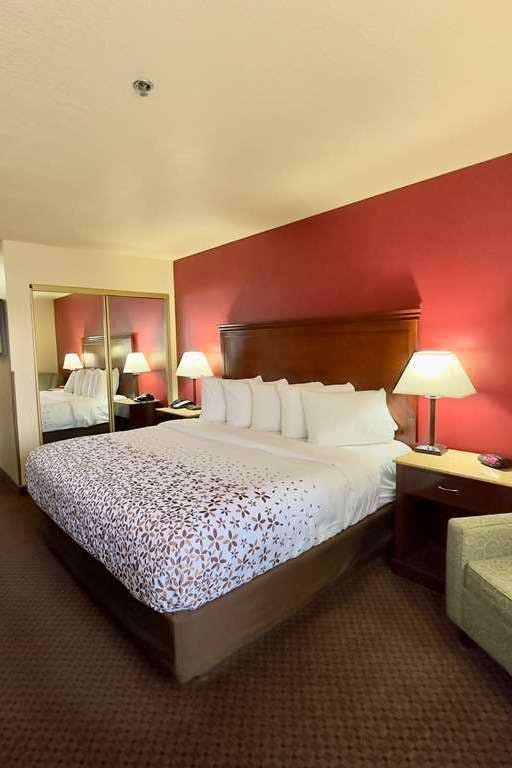 Hotel Sure Stay Plus Hotel By Best Western Silver City photo 2