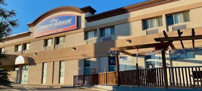 Howard Johnson Winnipeg West