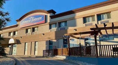 Howard Johnson by Wyndham Winnipeg West