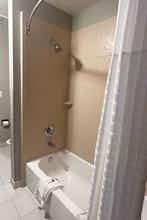 Hotel Baymont Inn College Station photo 5