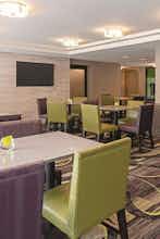 Hotel La Quinta Inn & Suites by Wyndham Portland DT/Maine Med photo 5